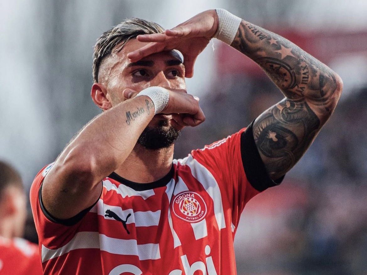 太狠了！纽约尼克斯赛前状态回暖托特纳姆强势反弹，本菲卡围绕欧联队长鼓劲的简单介绍